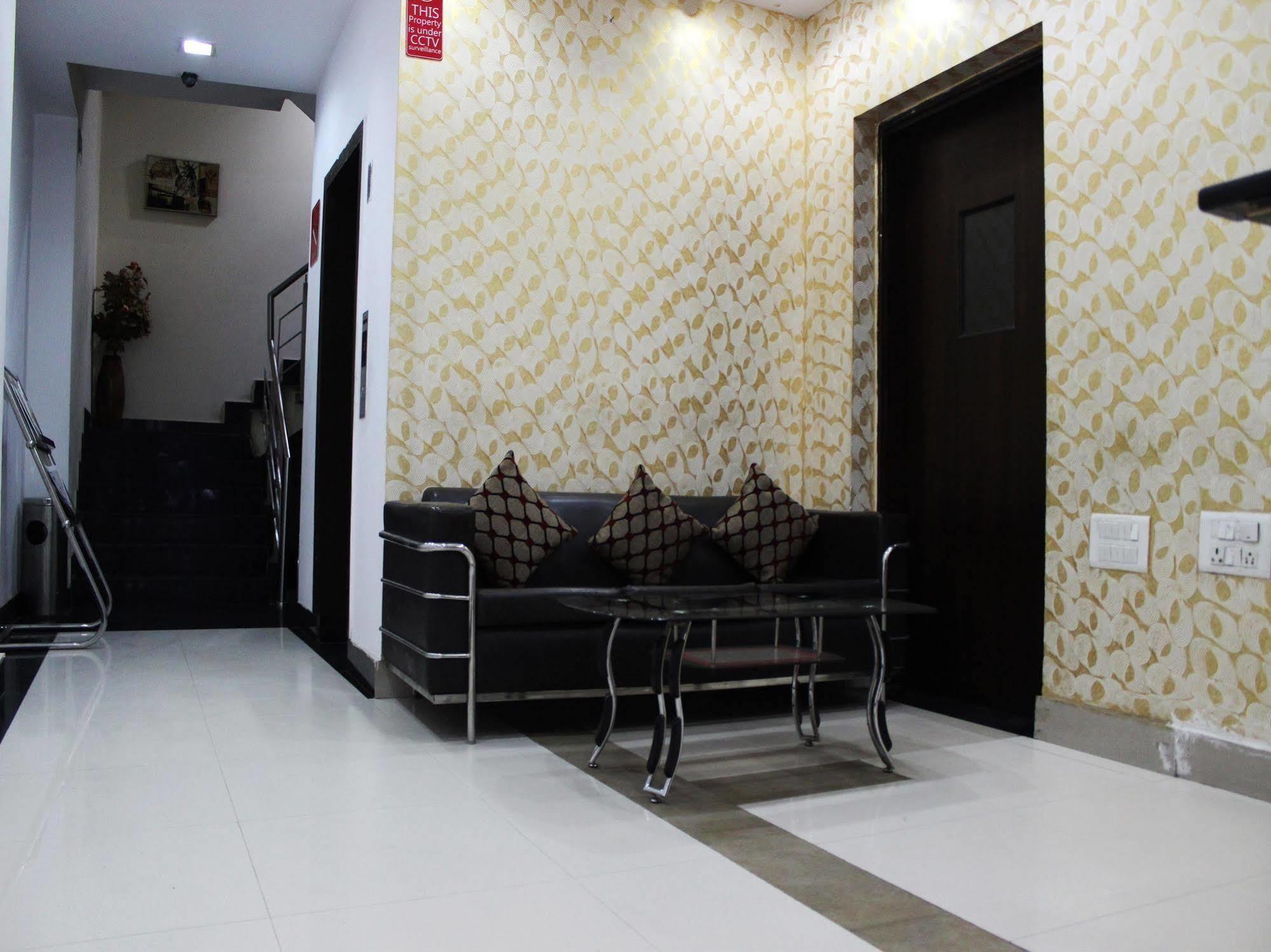 Hotel Siam International Delhi  Eksteriør bilde