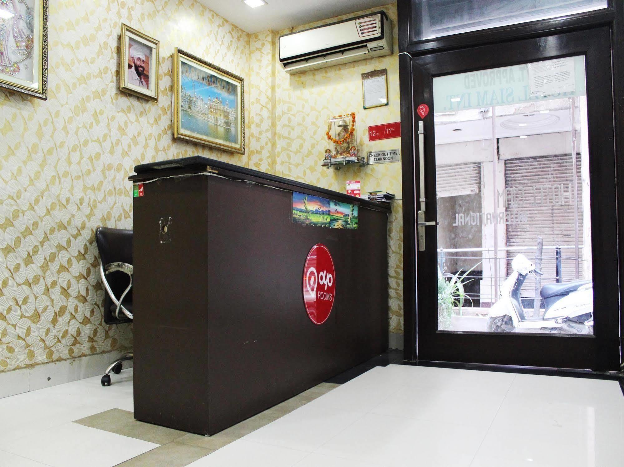 Hotel Siam International Delhi  Eksteriør bilde