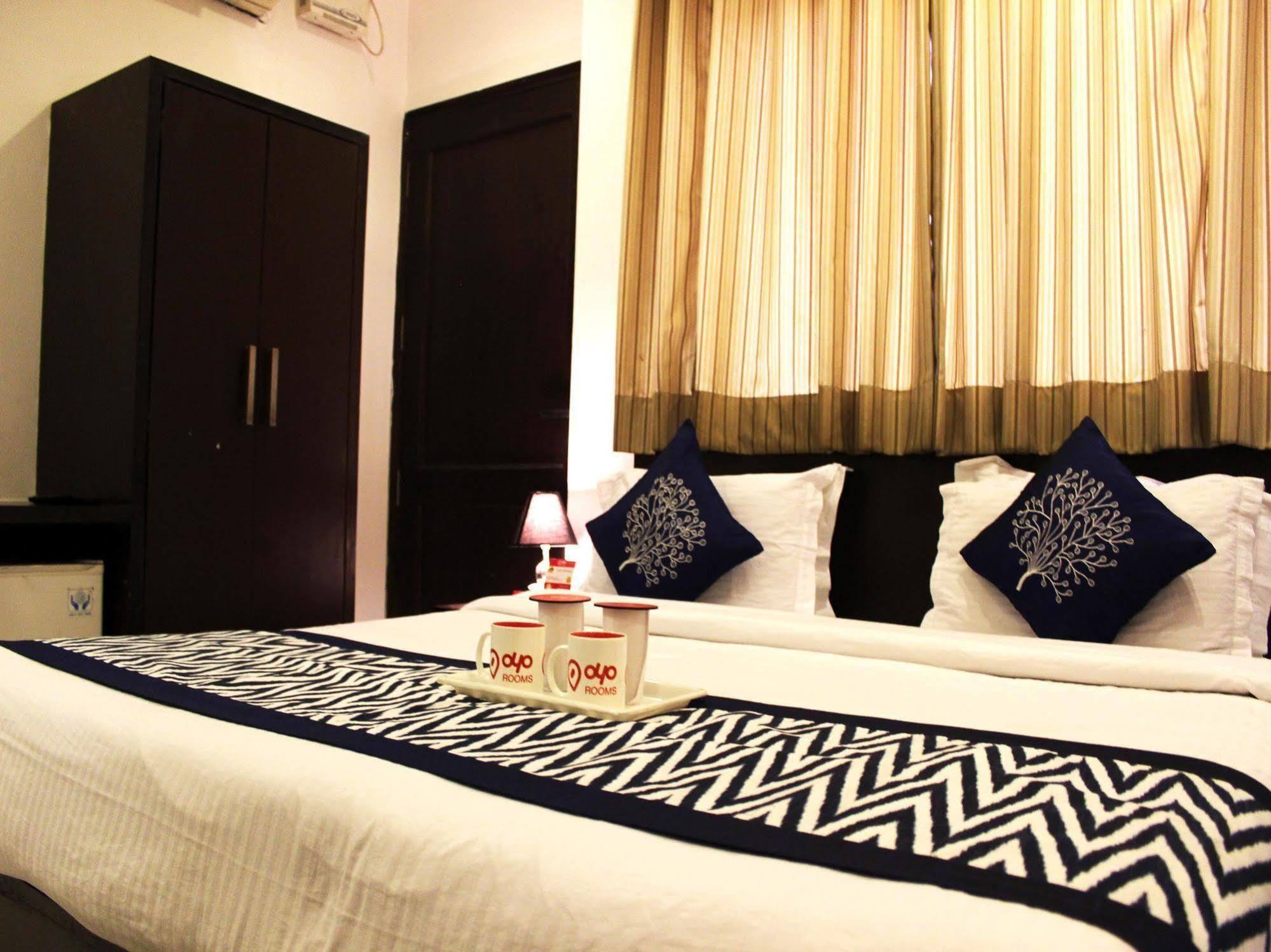 Hotel Siam International Delhi  Eksteriør bilde