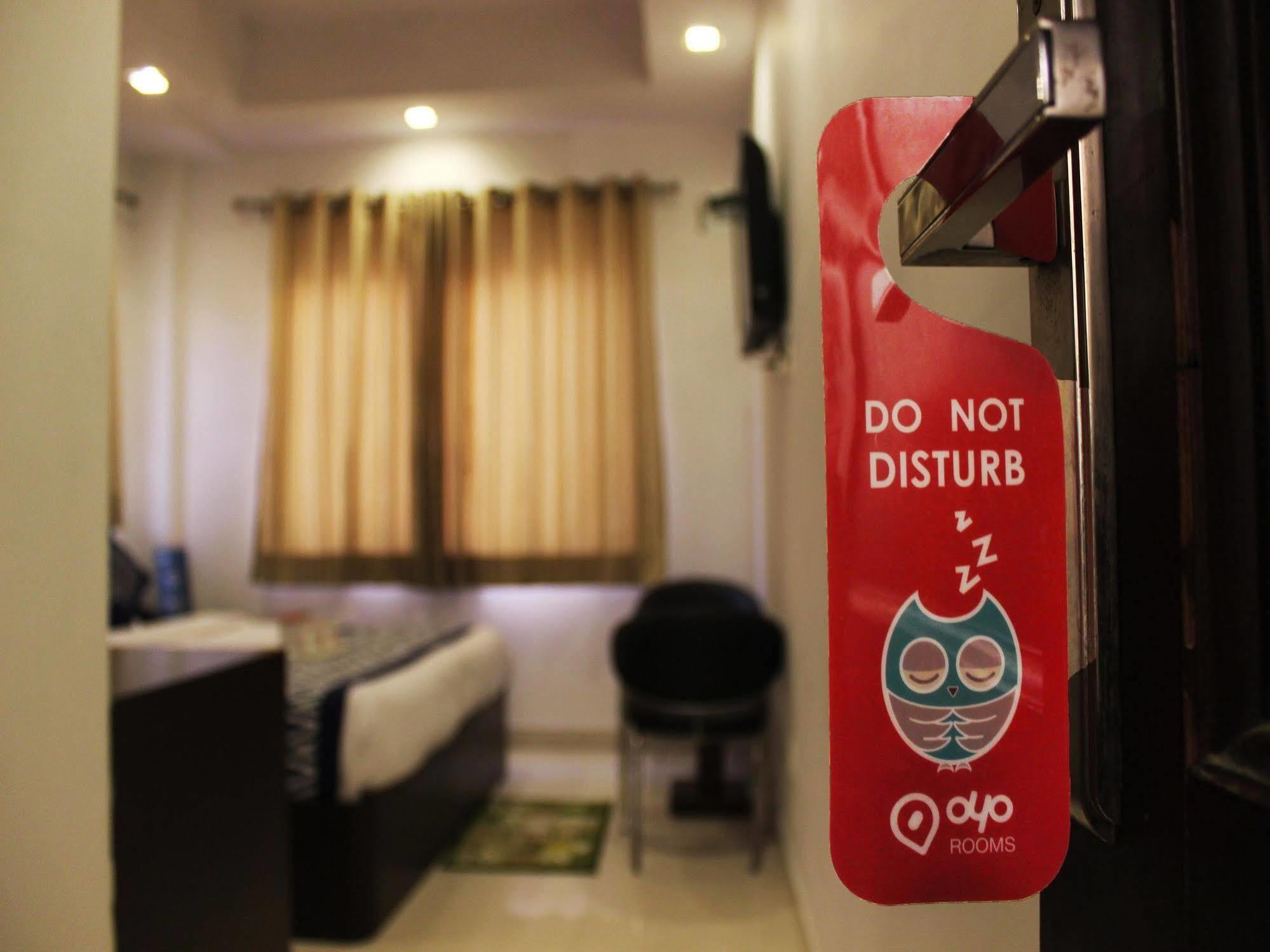 Hotel Siam International Delhi  Eksteriør bilde