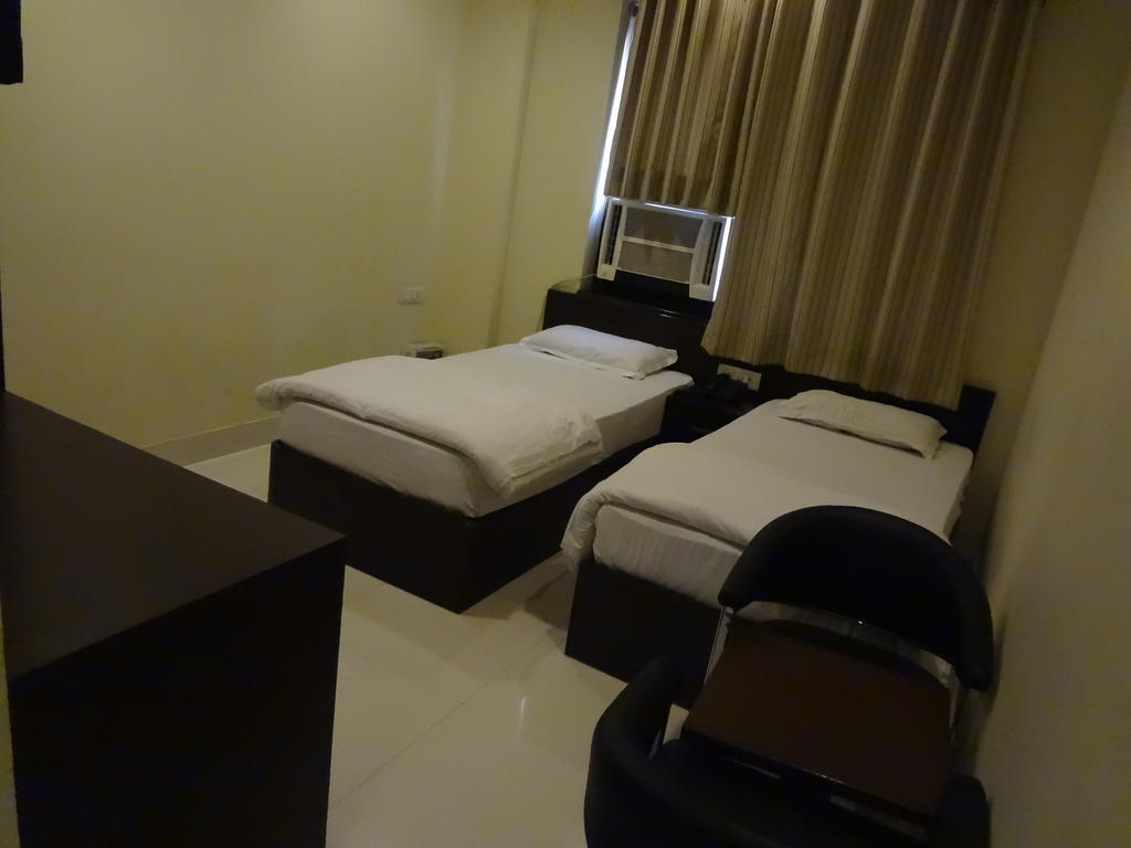 Hotel Siam International Delhi  Rom bilde